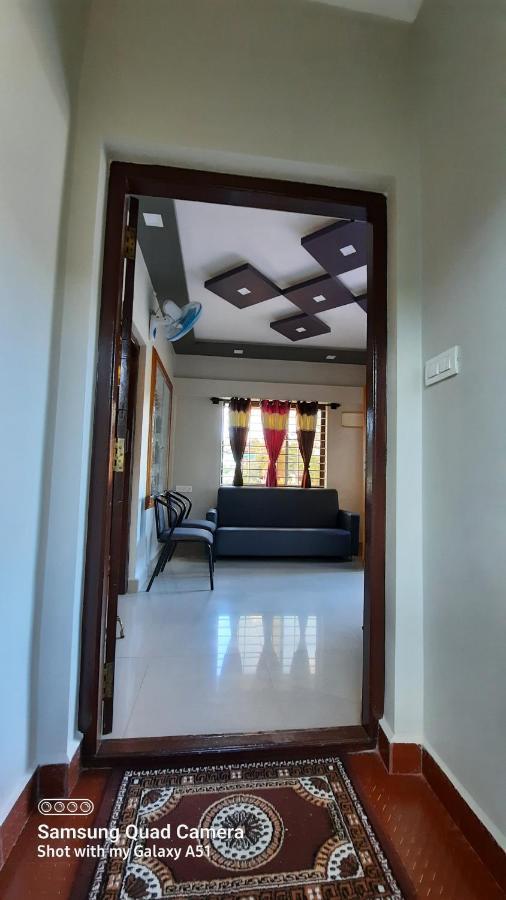 Varam Homestay Madikeri Exterior foto