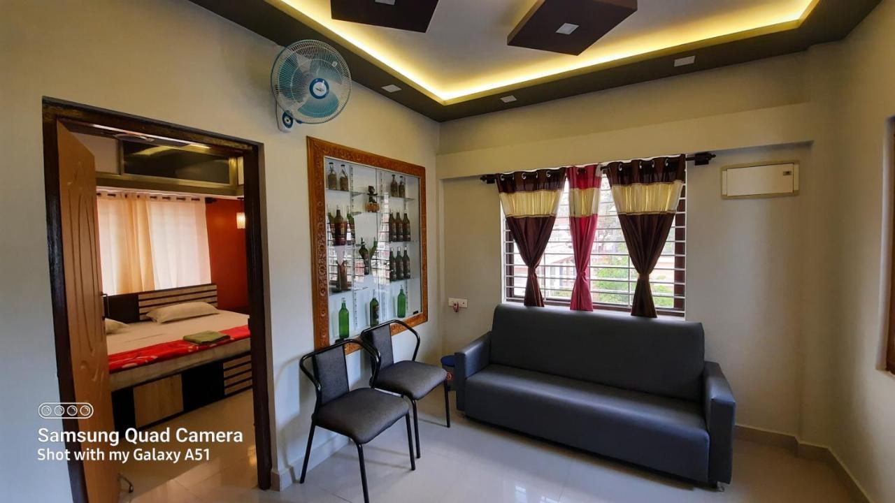 Varam Homestay Madikeri Exterior foto